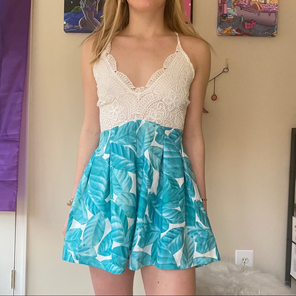 Floral Lace Backless Romper with Palm Leaf Pattern